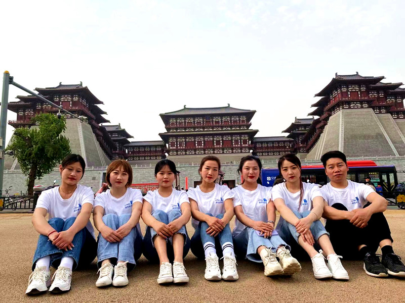 人間四月天  牡丹正開(kāi)時(shí)