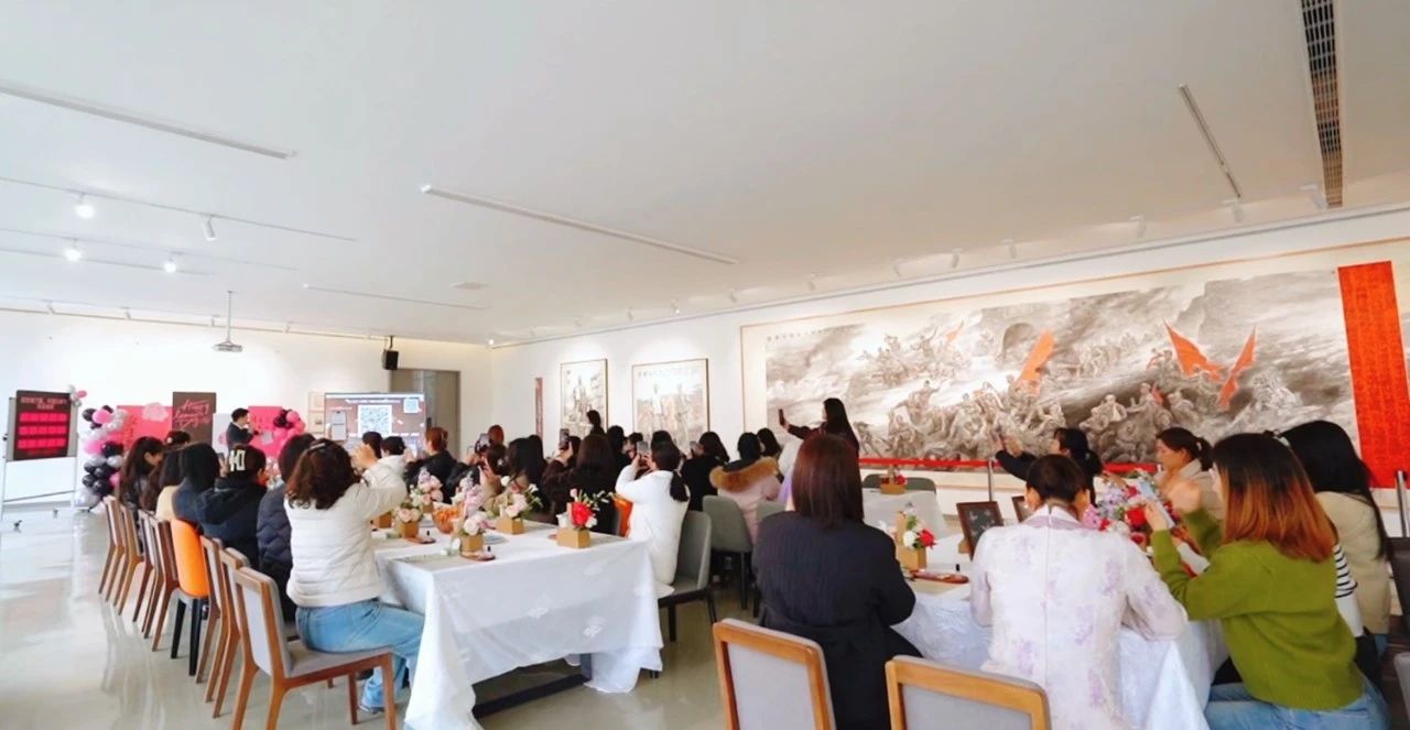 綻放她力量 閃耀女神節(jié)｜洛陽開元集團(tuán)三八節(jié)儀式感拉滿