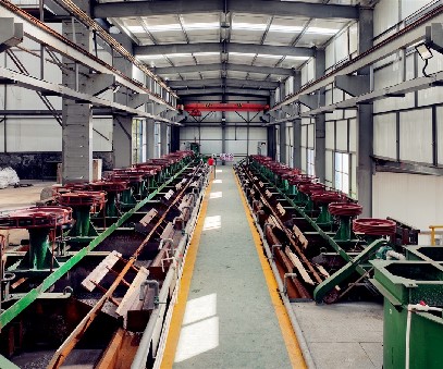 三班接力，晝夜不息｜王家河選礦廠里的堅守與傳承